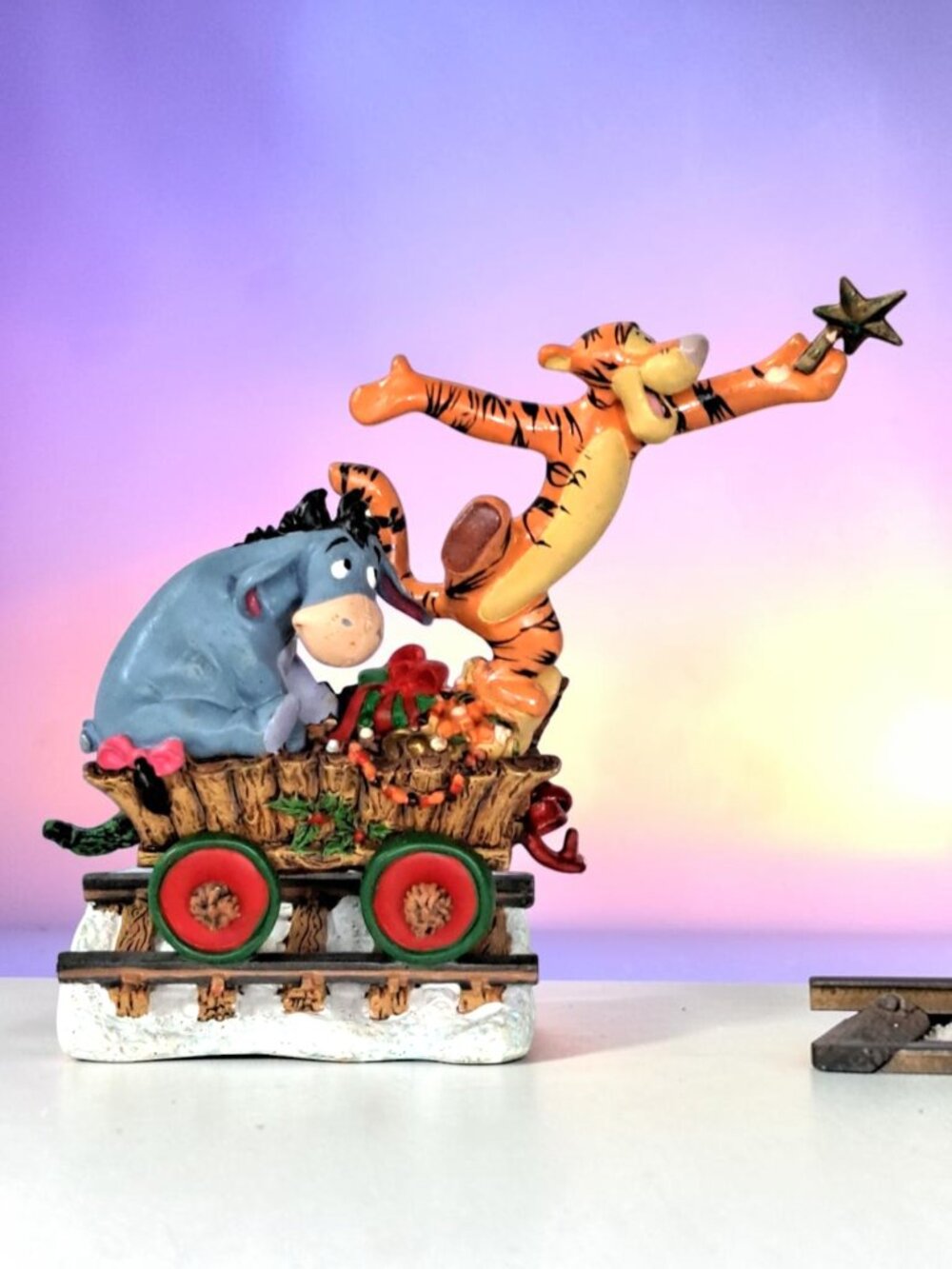 Danbury Mint Winnie The Pooh Holiday Train Replacement Piece - Tigger / Eeyore
